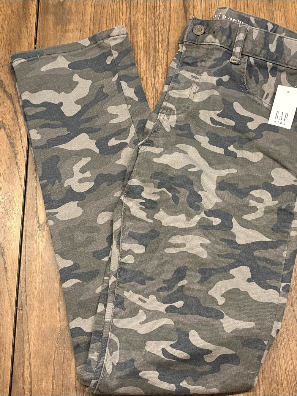 GAP Boy’s Gray Camo Straight-Leg Pants